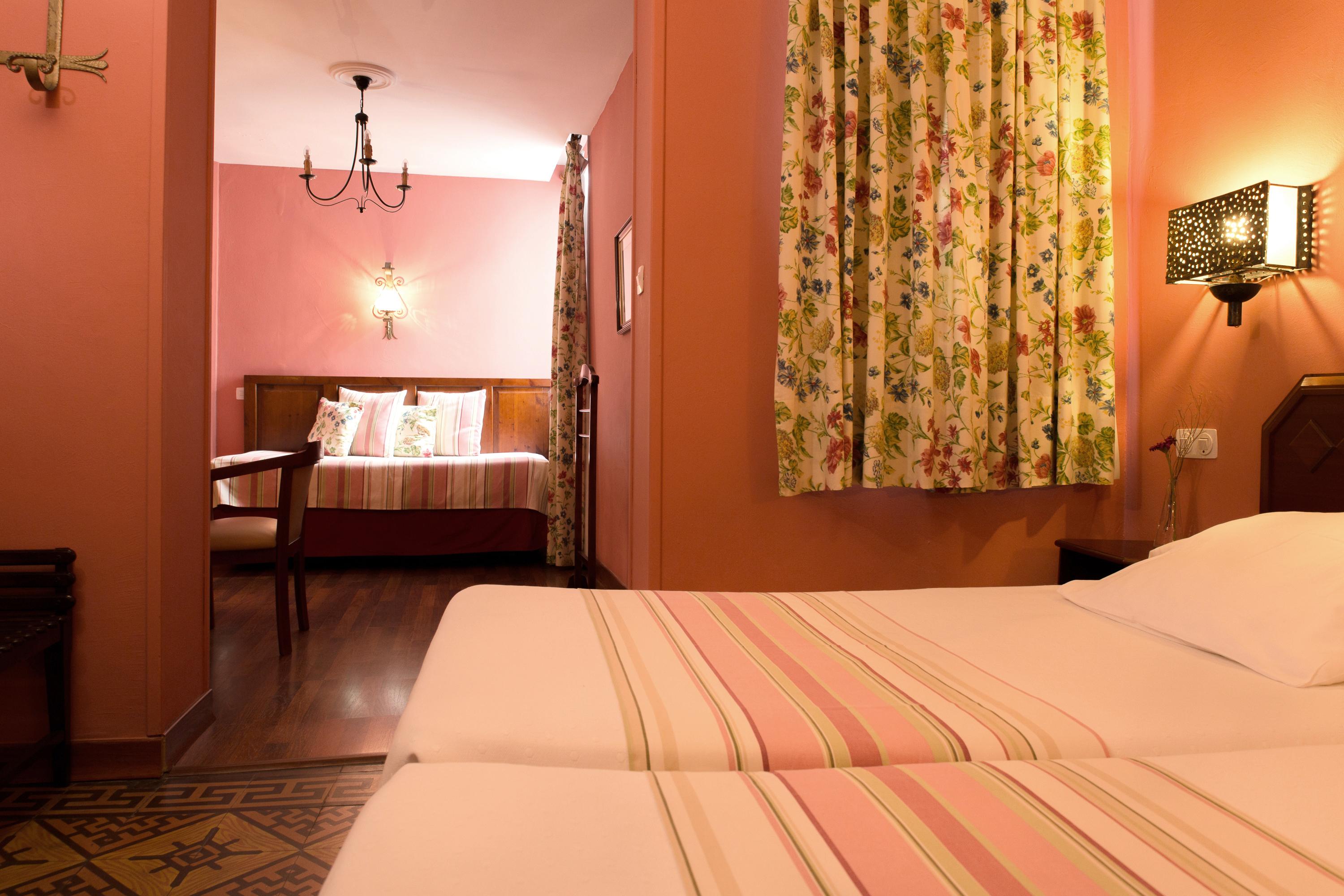 Abanico Casa Palacio Hotel Sevilla