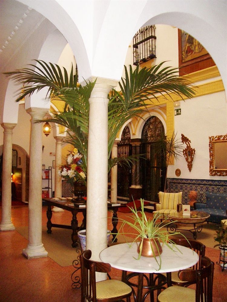 Hotel Abanico Casa Palacio 3*